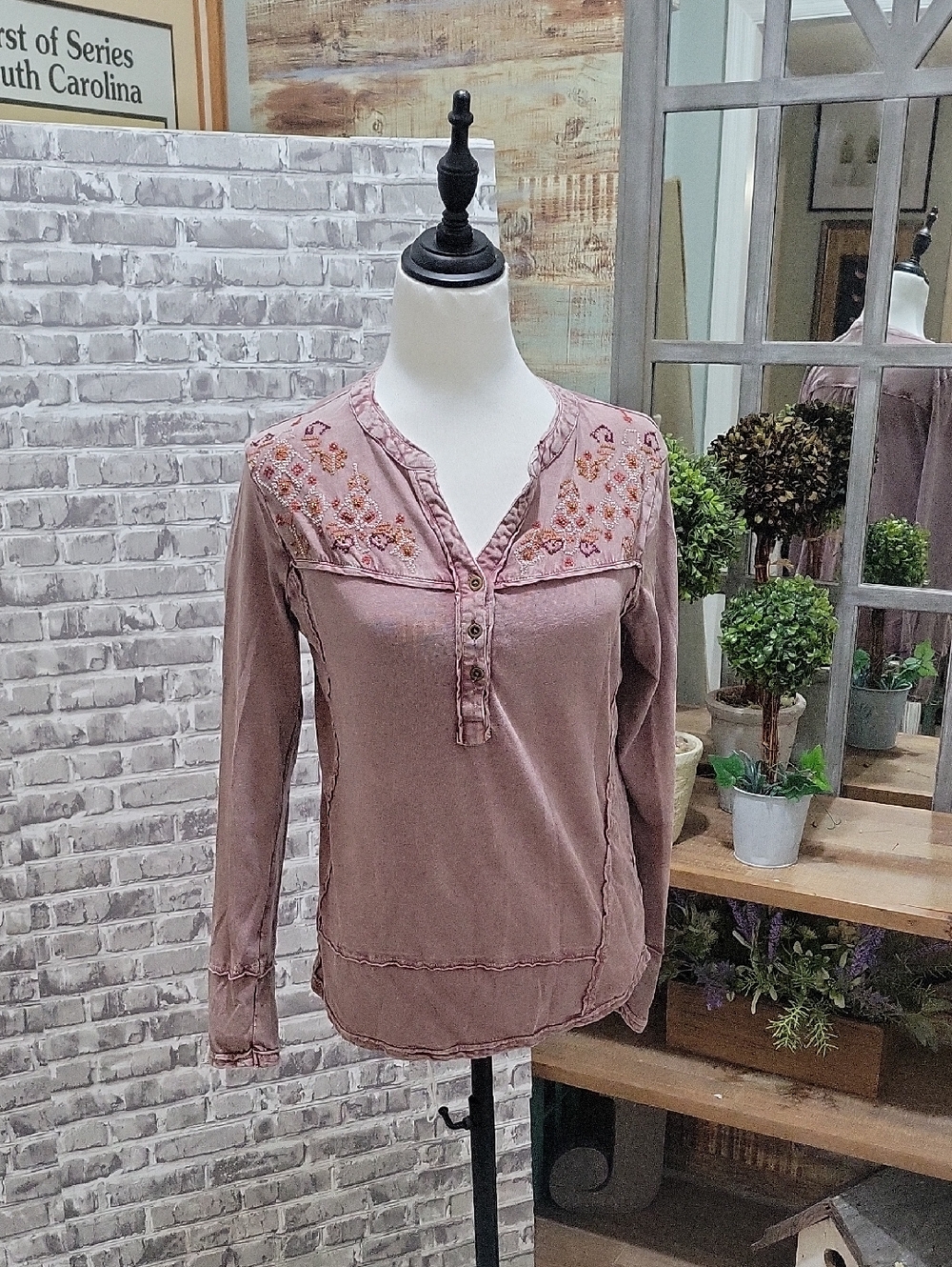 Lucky & Coco Mauve Beaded Long Sleeve 100% Cotton Top, Womens Sz M, Western